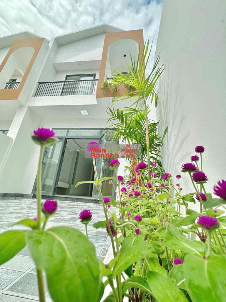 Cần bán gấp nhà 1 trệt 1 lầu sát HL15 phường Tân Triều