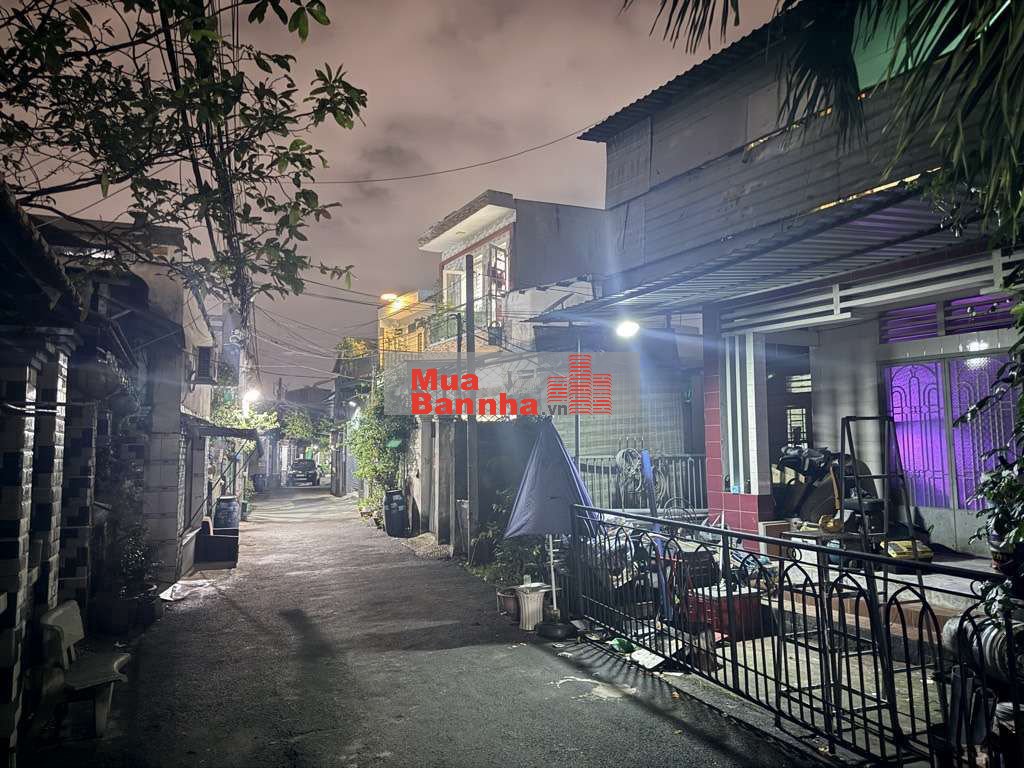 👉HXH NỞ HẬU _ DT:120m2 ngang 5m nở hậu 10m_ Bán đất tặng nhà cấp 4