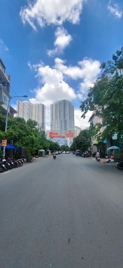 BÁN GẤP nhà mặt tiền Cao Lỗ, 5 tầng, đối diện Parc Mall,khu Vip Quận 8