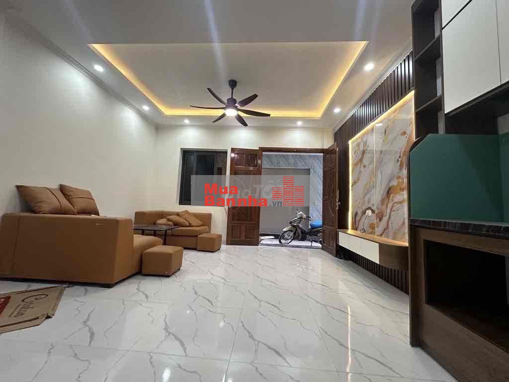 DI TRẠCH Ô TÔ ĐỖ CỔNG, NHÀ XÂY MỚI ĐẸP, VUÔNG VẮN