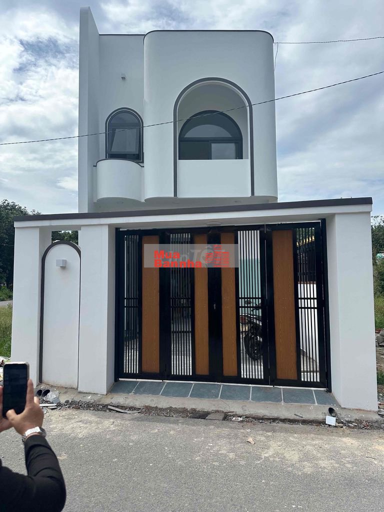 Nhà Mới Xây Phường Hoà Lợi