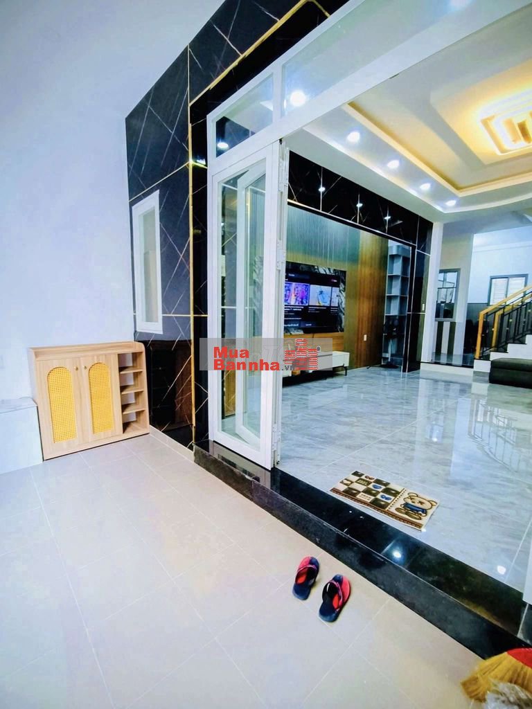 Bán nhà 5,2 x 13m hẻm xe hơi sát bên Quang Trung, P.8