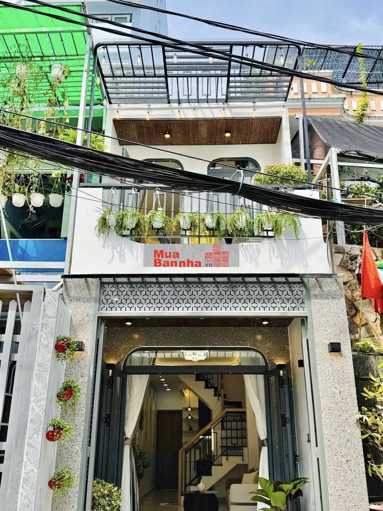 BÁN NHÀ MỚI MẶT TIỀN HẺM XE TẢI THÔNG THÍCH QUẢNG ĐỨC