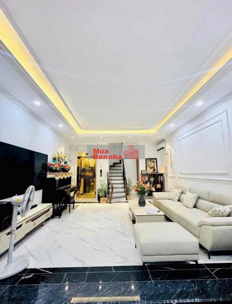 bán nhà 5 tầng Thang máy Tây Mỗ, 40m x 3 Pn, gần ô tô, ngõ nông