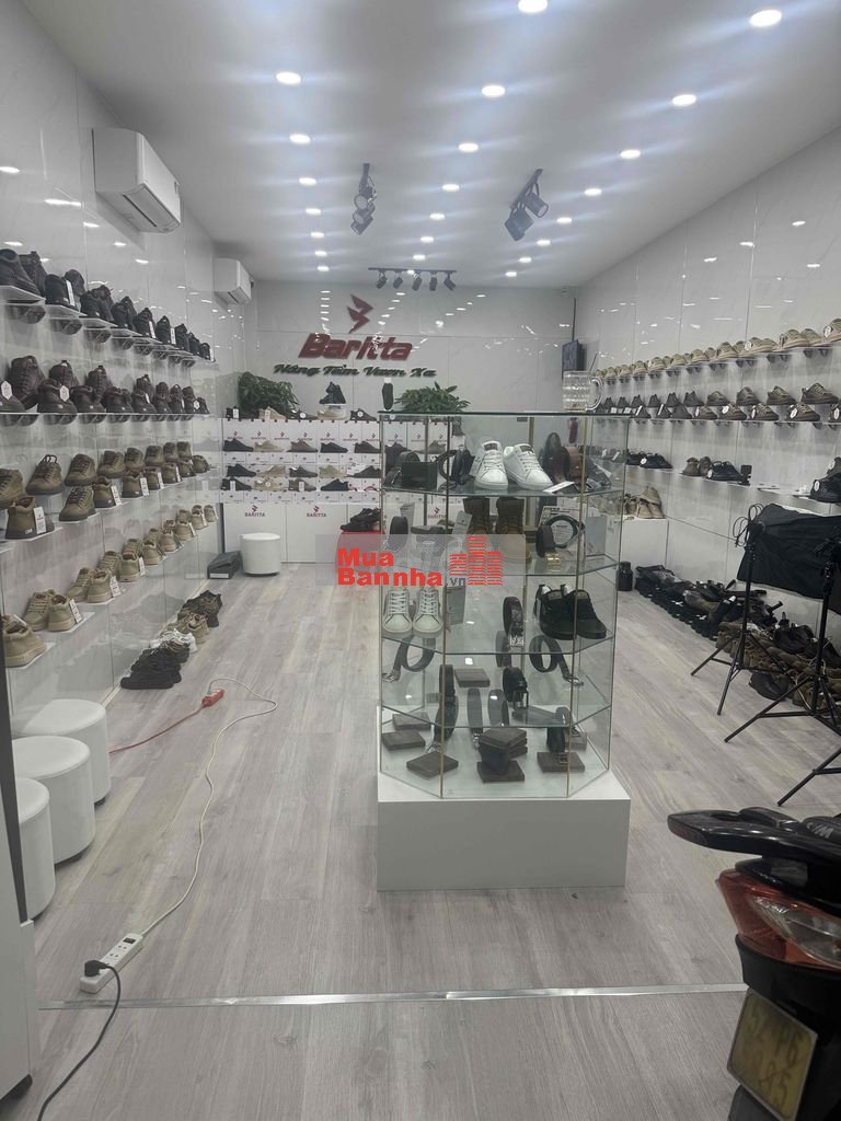 Nhà mặt tiền Âu Cơ, tiện kinh doanh, và ở