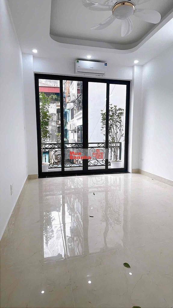 CẦU GIẤY – 47M² – 4 TẦNG – LÔ GÓC – SÂN RỘNG – FULL NỘI THẤT – GIÁ CHỈ