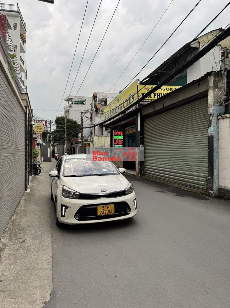 [Bán Nhà] -Tăng Bạt Hổ - sân để được ô tô Giá 13Tỷ