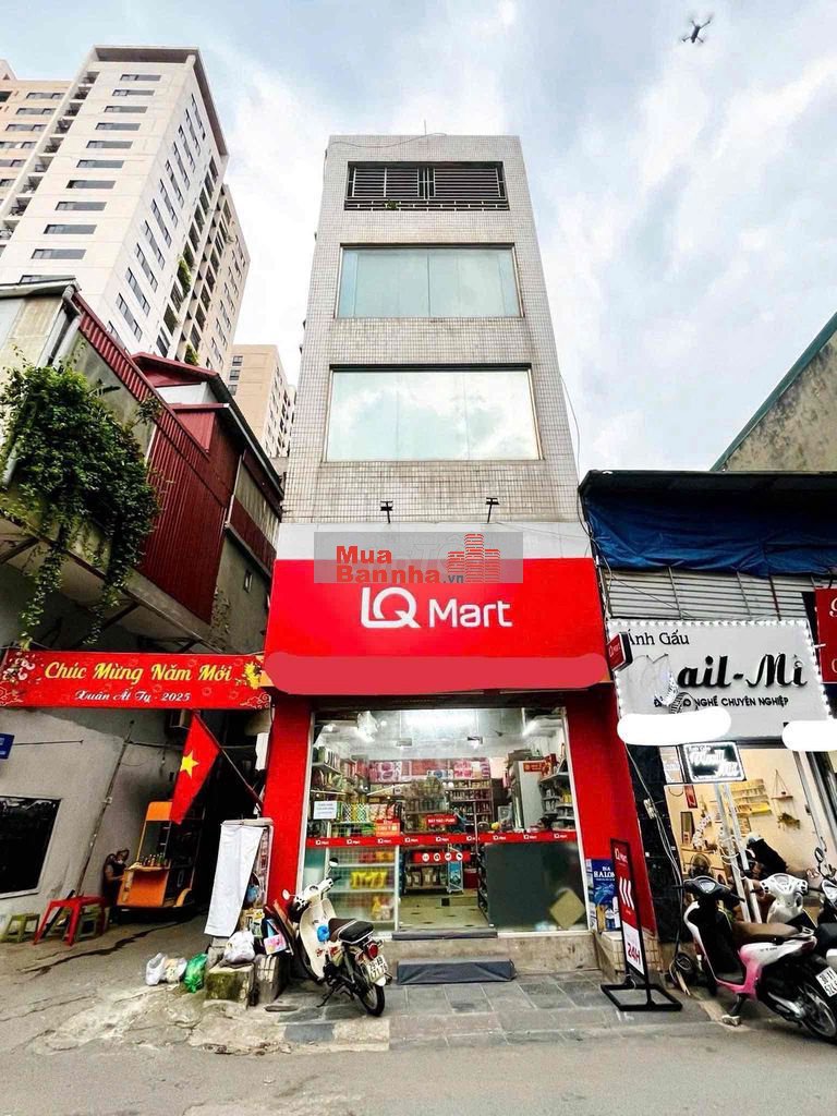 Mặt phố Trương Định. Vỉ hè rộng kinh doanh sầm uất, 50m* 5 tầng.