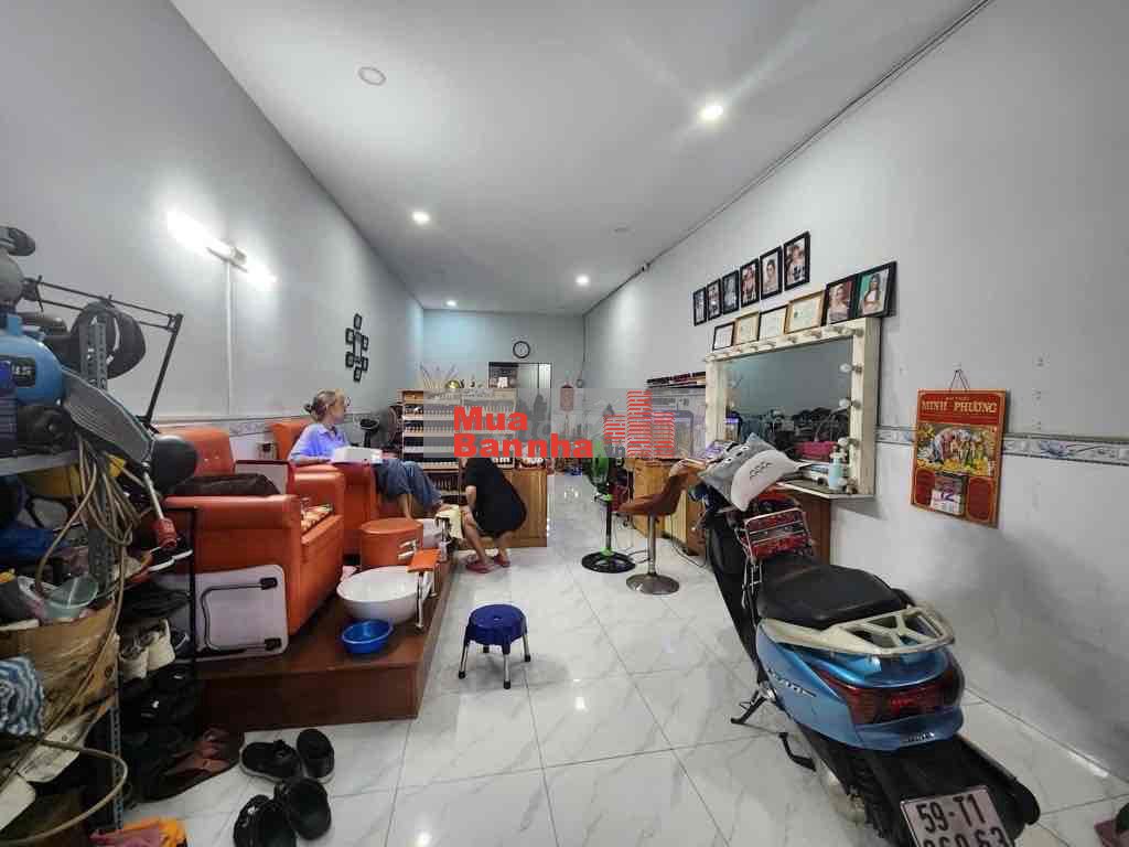 Nhà TO giá TỐT Quận 8 - DT 95m2/ 4,1x20m Nở Hậu 7,5m - MT k.doanh -SHR