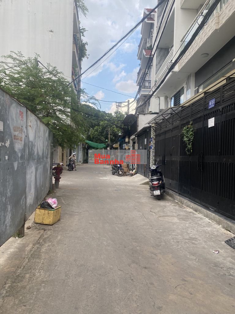 Bán nhà hẻm nhựa 6m Lê Trọng Tấn, DT 9mx30m, cấp 4,gần Trường C.Thương