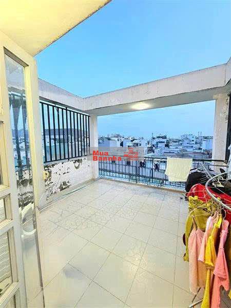 Bán nhà 68m2 khu vực Lê Văn Việt - 3 tầng - 3 phòng ngủ hxh Chỉ 4,4 tỷ