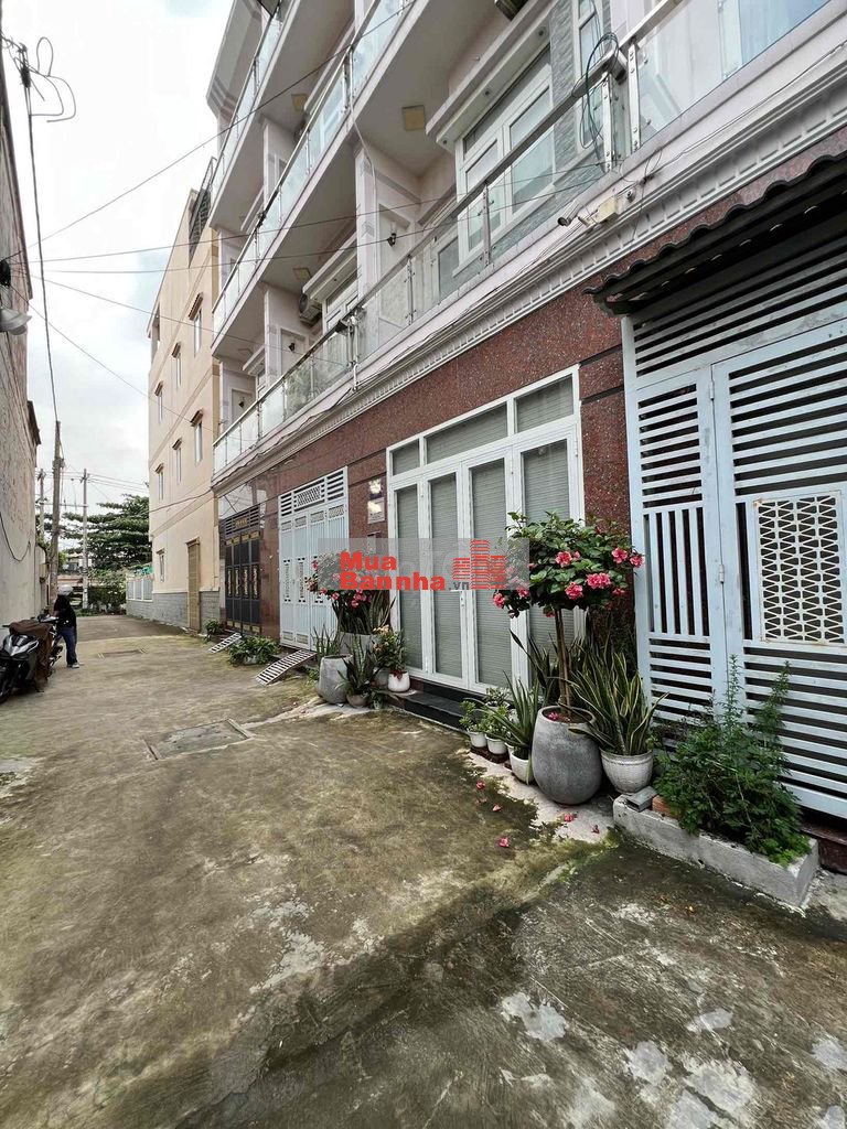 Nhà 4 tầng 4PN 4WC dt 3.8x12 chỉ 5,9 tỷ(TL) hẻm xe hơi Hoàng Ngân