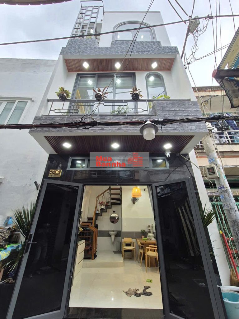 Nhà 3 TẦNG BTCT • 2 PN 3 Wc.SÁT MẶT TIỀN •Nguyễn Tri Phương