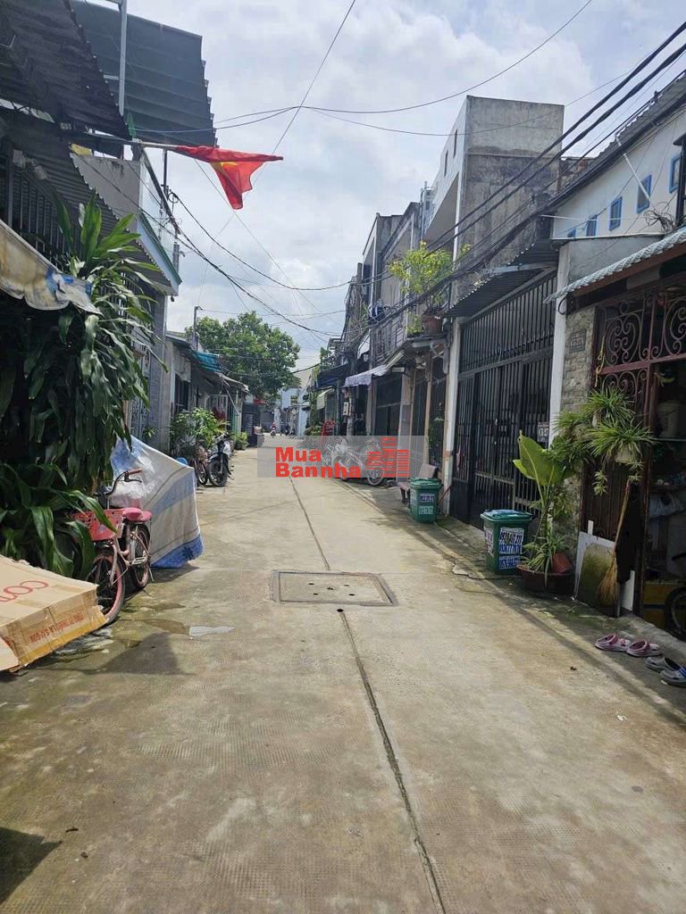 Bán nhà 53/12/ Đường số 4 BHH-B 2 lầu 4PN 3,3x11m khu dân cư SHCC 4PN