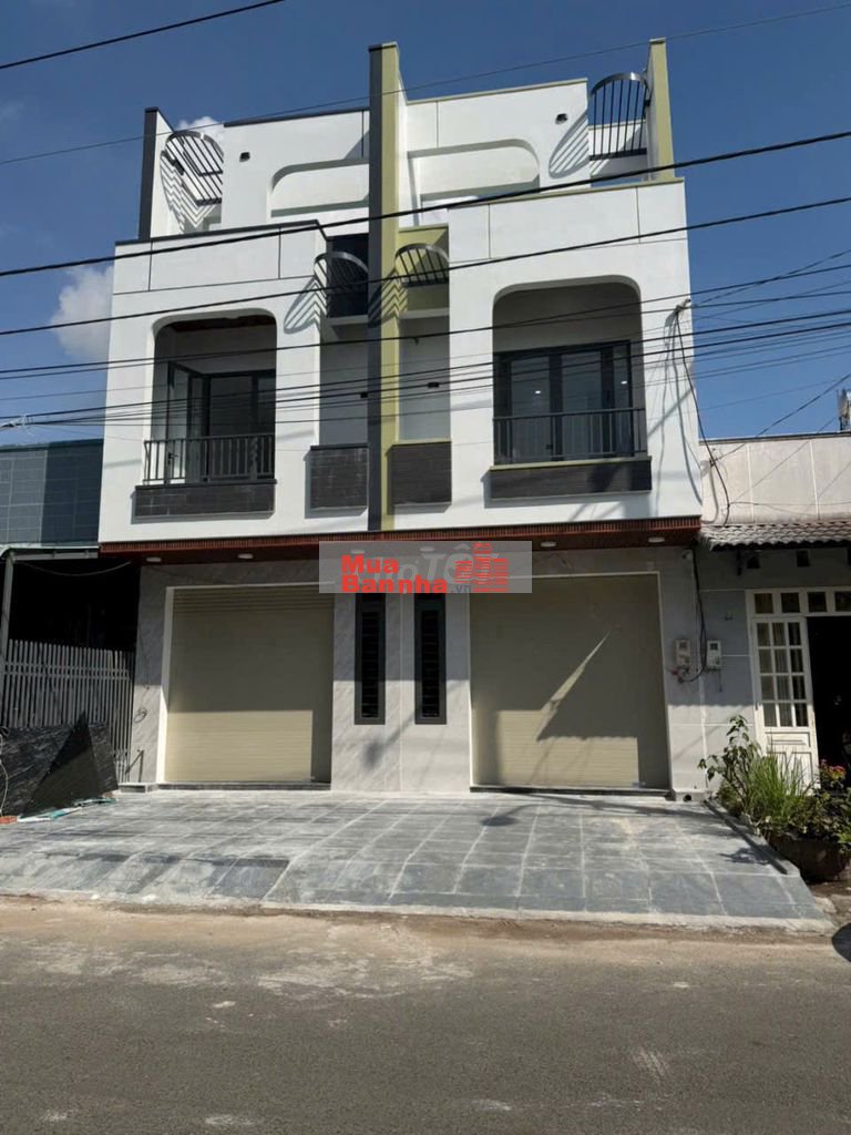 Bán nhà 1T1L siêu đẹp, SR,TC KDC Bửu Long, đường nhựa 15m,chỉ 4 tỷ 950