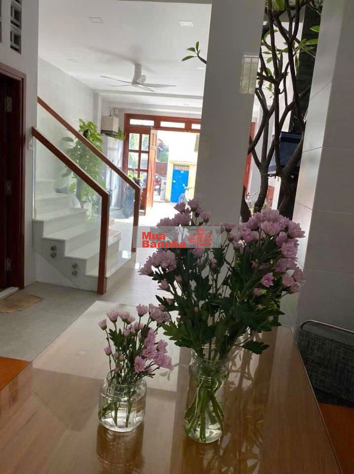 Bán nhà hẻm 2 ô tô cách đường Ng V Quá - Ng T Gạch 50m