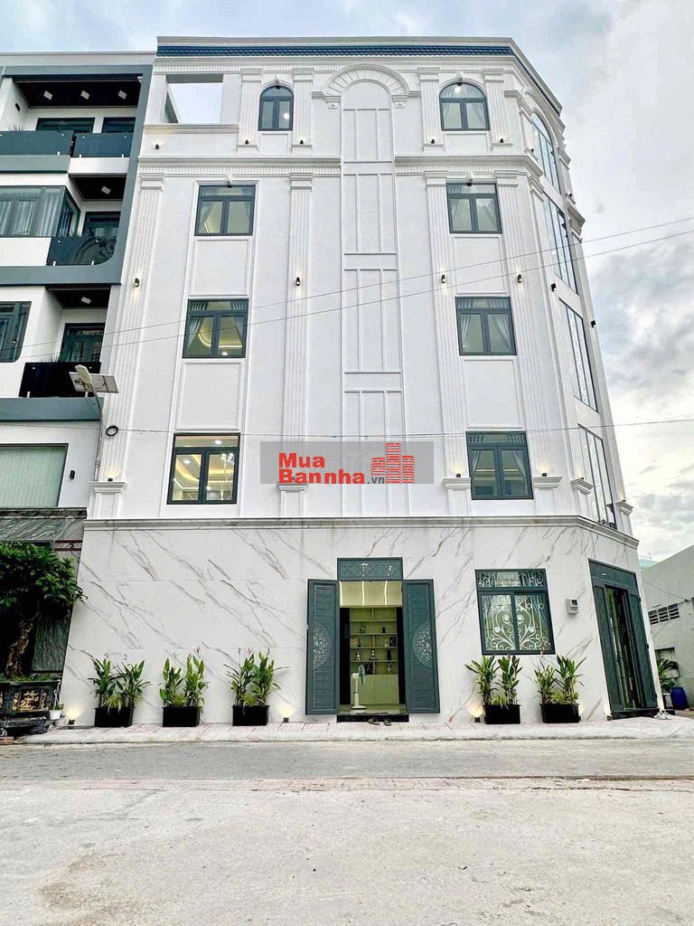 SIÊU PHẨM LÔ GÓC NHƯ BIỆT THỰ CHỈ 8,7 TỶ