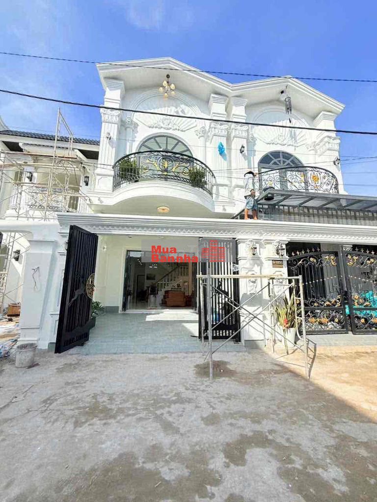 Bán nhà Long Hoà A, Đạo Thạnh đường Ô Tô