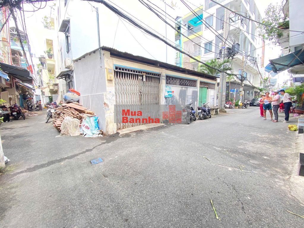 Nhà Siêu Rẻ Góc 3 Mặt Tiền Đường Số Quận 4