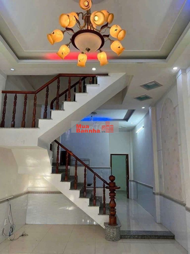 NHÀ Ở NGAY, (4.2x16.8), HẺM OTO, TÂN ĐÔNG HIỆP, DĨ AN, GIÁ 3 ĐỒNG TL