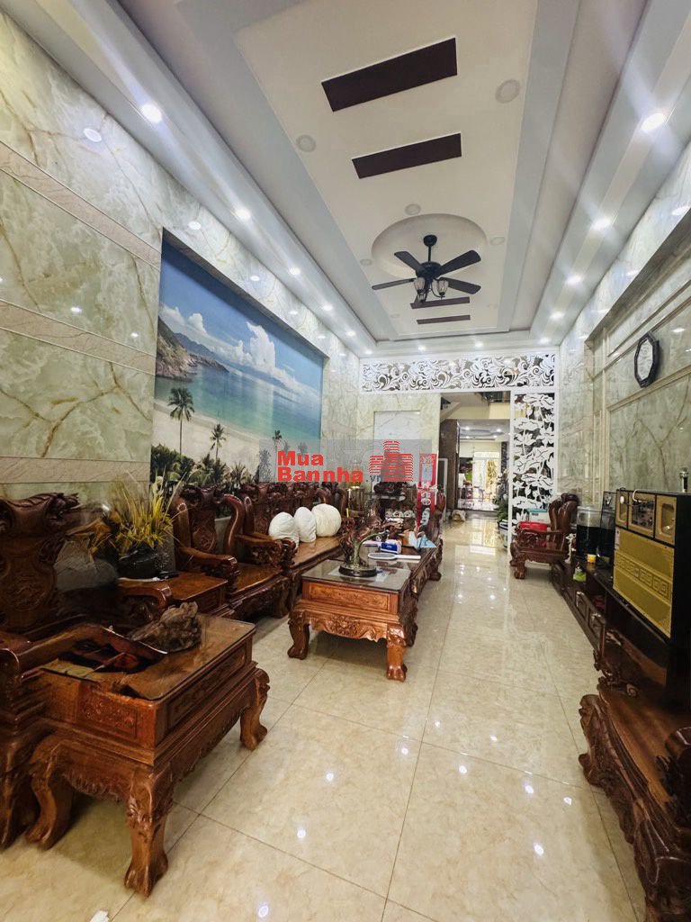 NHÀ ĐẸP 4 TẦNG NGAY MẶT PHỐ TÊN LỬA – NHỈNH 20 TỶ