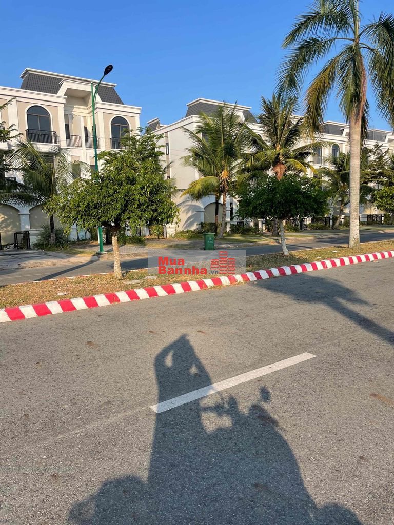 Cần Tiền Bán Nhà Trong Khu Đô Thị Đối Diện Aeon Tân An