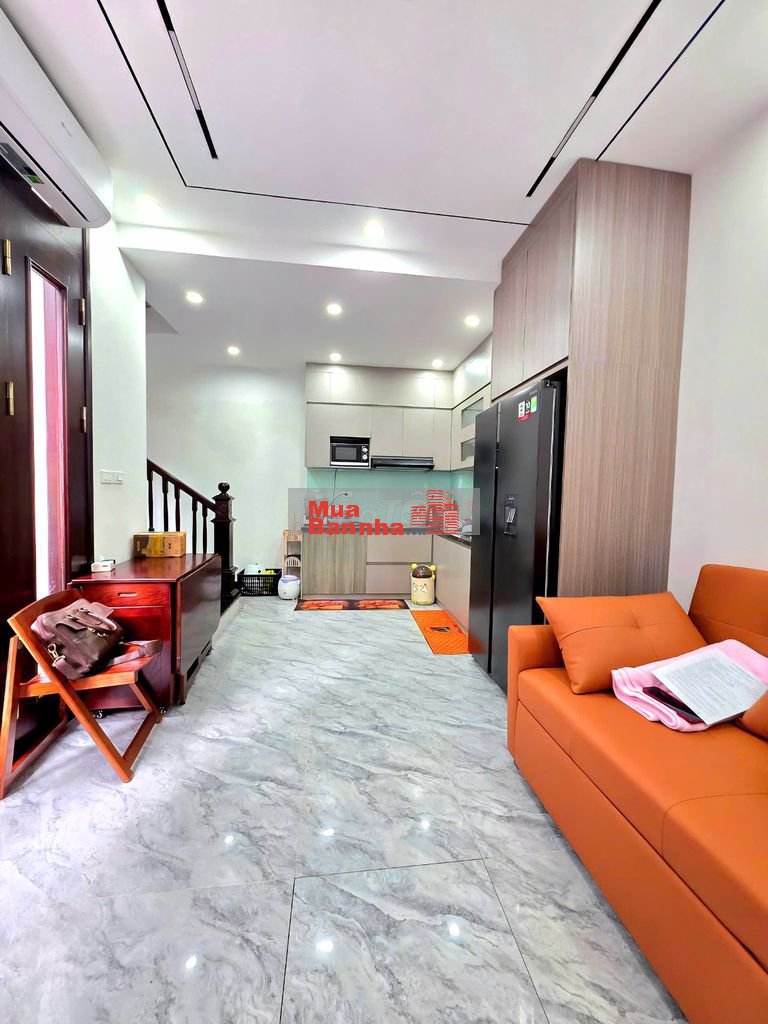 BÁN NHÀ BÁT KHỐI, SÁT NGAY CẦU VĨNH TUY (33m2, GIÁ 7 TỶ 5)