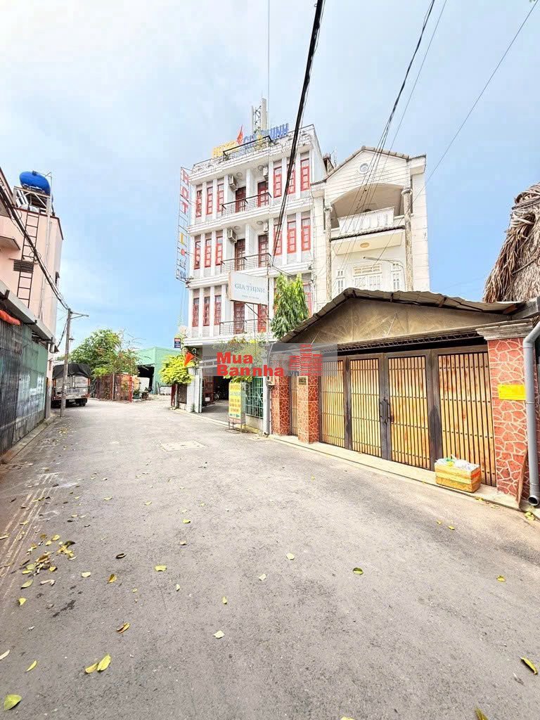 Nhà 100m2, <5Tỷ hiếm, HXH thông Tô Ngọc Vân gần Ngã Tư Ga, giáp Gò Vấp