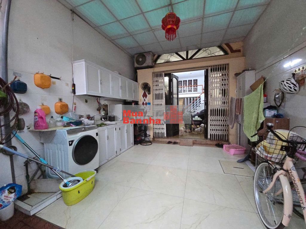 Bán nhà mặt ngõ ô tô vào nhà, Hoàng Liệt - Hoàng Mai.