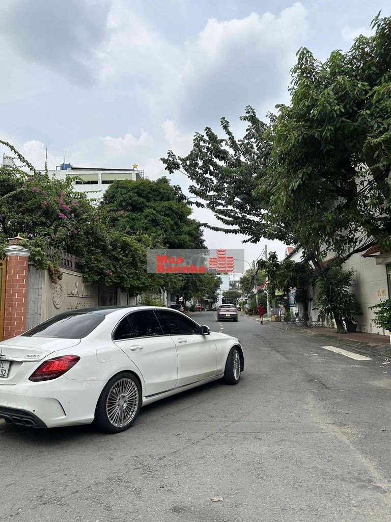 Hiếm - Bán nhà đẹp 61m2 ôtô thông - ngay trung tâm Quận 9. 3tỷ1