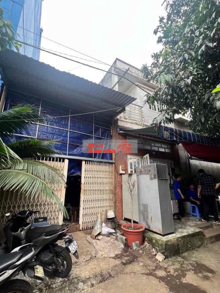 Nhà HxH Thông cách 1 căn ra MT Lê Văn Quới 81m2 Ngang 8 Giá chỉ 6.5