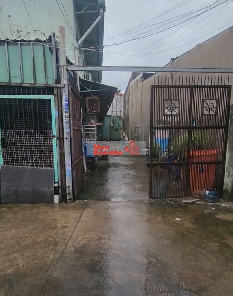 Bán dãy phòng trọ đừong Tô Ký HM, 7,8mx27m xe hơi ngủ trong nhà