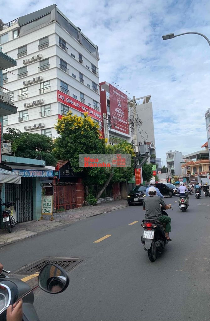 Mặt tiền Nguyễn Văn Đậu, (6x26m) vuông, 3T, P.11, Bình Thạnh chỉ 26ty