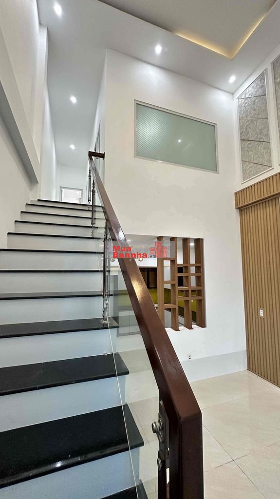 BÁN NHÀ 1 TRỆT 1 LẦU - 4 PN - TRUNG TÂM QUẬN BÌNH THỦY, CẦN THƠ 🏡 📍 Hẻ