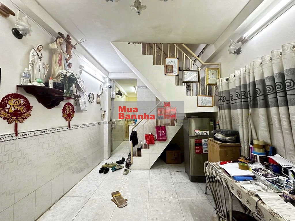 Bán nhà Hẻm 3.5m - Nguyễn Trọng Tuyển - 1 sẹc - 2 Lầu