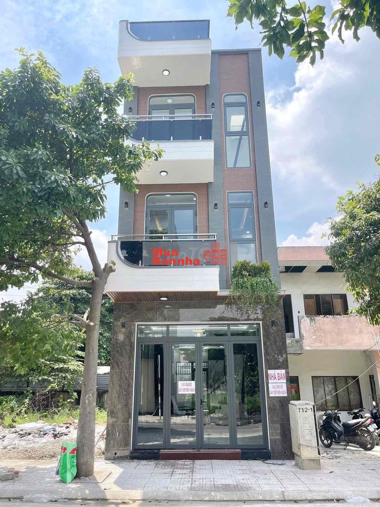 Bán Nhà 1 trệt 2 lầu