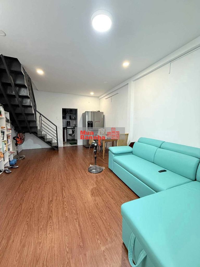 Bán nhà hẻm Nguyễn Công Trứ,P.Ng.Thái Bình,Q.1,dt: 3,2 x 11 - 2 tầng.