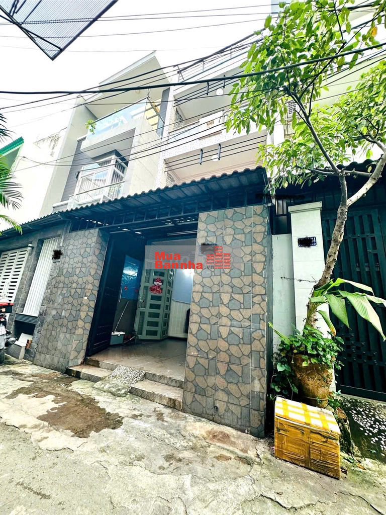 NHÀ PHỐ (SÂN ĐỂ XE) ĐƯỜNG LÊ VĂN THỌ, P11, GV, HCM 4X16M 4PN 6.5 TỶ