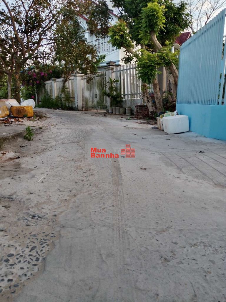 Nhà cấp 4 nội thất cao cấp cách quốc lộ 300m đường xe oto vô toi