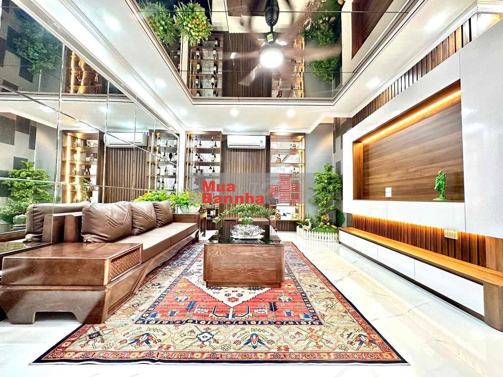 Ô tô đỗ cửa Minh Khai, thang máy, ngõ nông rộng, nội thất xịn sò 50m.