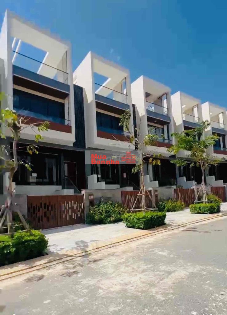 NHÀ PHỐ LIỀN KỀ PHAN THIẾT-5TỶ-KHU GIÁP BIỂN (đã có sổ hồng)