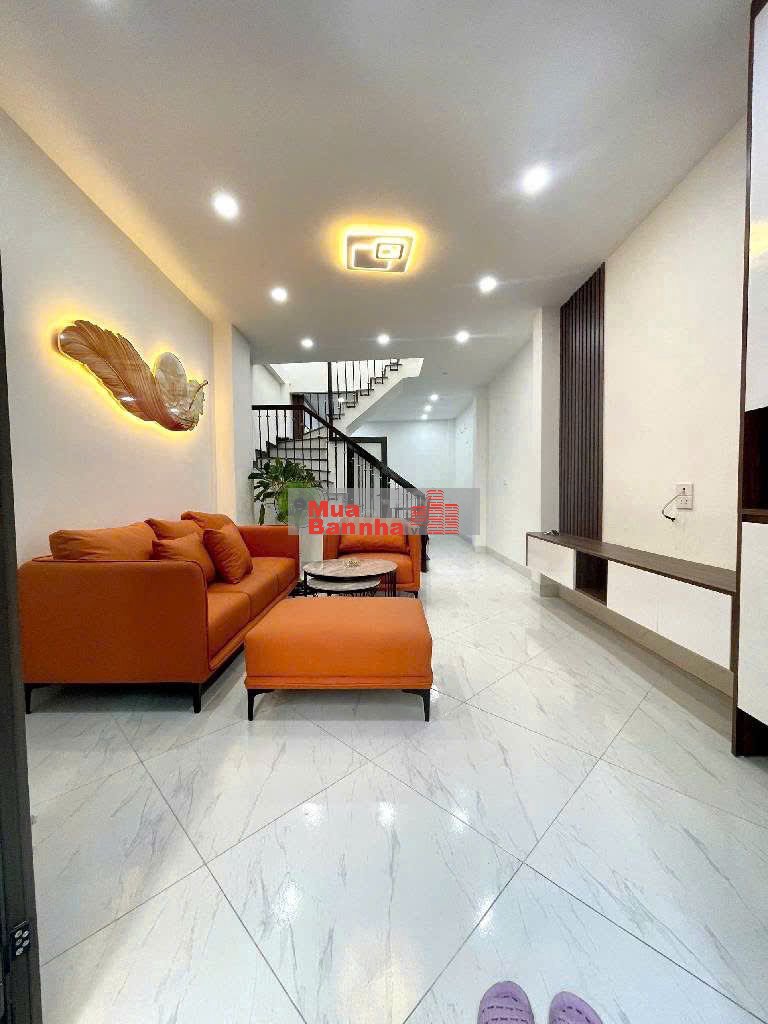 Bán nhà đẹp Vĩnh Hưng – ô tô đỗ cửa – ở luôn - giá chỉ 3,15 tỷ