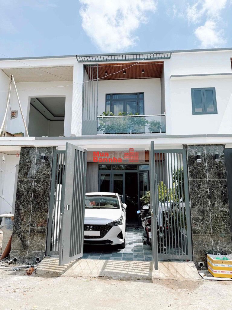 Bán Nhà Mới Sổ Riêng Hoàn Công Full Nội Thất Cổng 11 Phước Tân