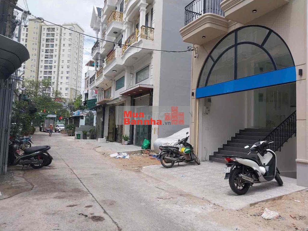 CHDV CAO CẤP – ĐANG KHOÁN 450TR / 1 NĂM –  MỚI XÂY 6 TẦNG THANG MÁY