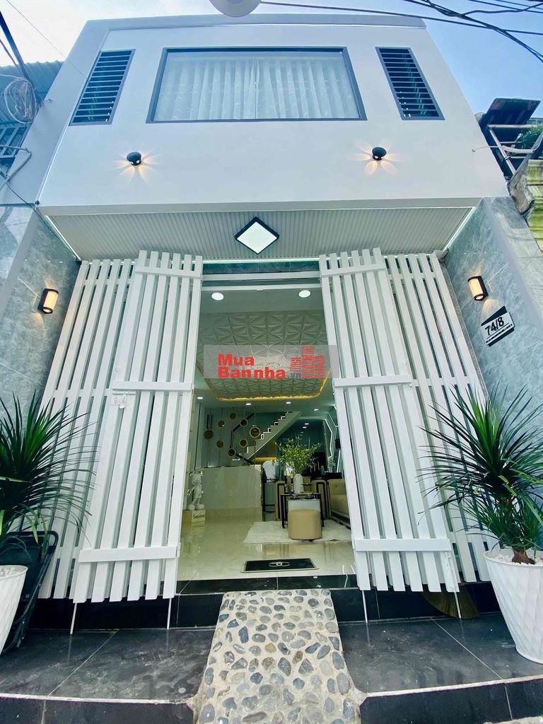 Chính chủ bán nhà full nội thất 4*13 mua bán công chứng vi bằng