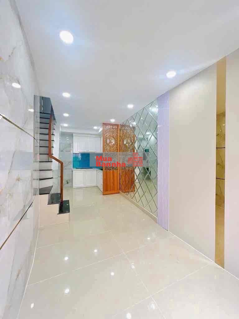 NGUY ỄN SƠN -TÂN PHÚ XE HƠI ĐẬU TRƯỚC NHÀ CHO GIA ĐÌNH NHỎ 3,55 TỶ