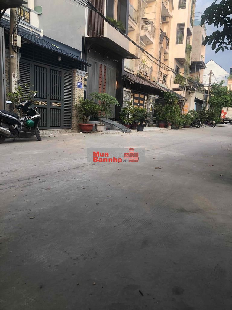 nhà bán đường nguyễn gia trí d2 củ