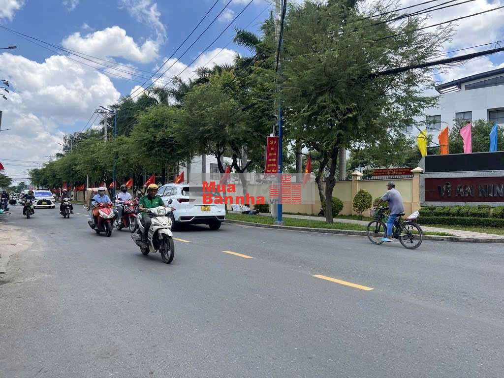 Giảm 300tr - Hẻm 6m Trương Thị Hoa - Ngang 5m - 100m2 - Ngay Metro