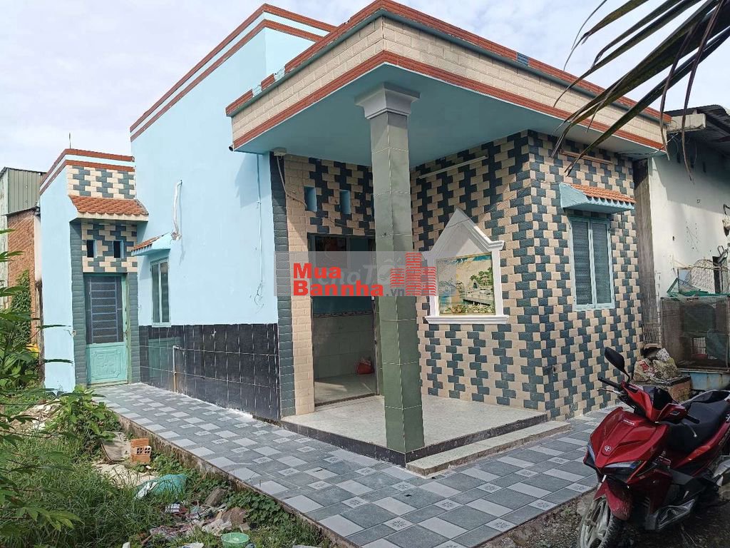 Nhà Đức Hoà Hạ Cần Sang Gấp