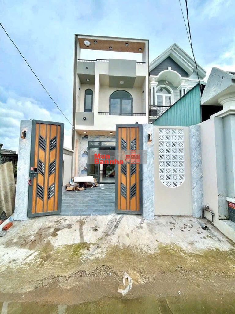 Chính chủ bán đất tặng nhà 1T1L, 68m2/ 1,38 tỷ tại An Phú Tây, BC, SHR